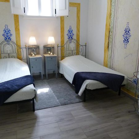 Pateo Dos Oliveira - Casa Dos Senhores Évora Extérieur photo